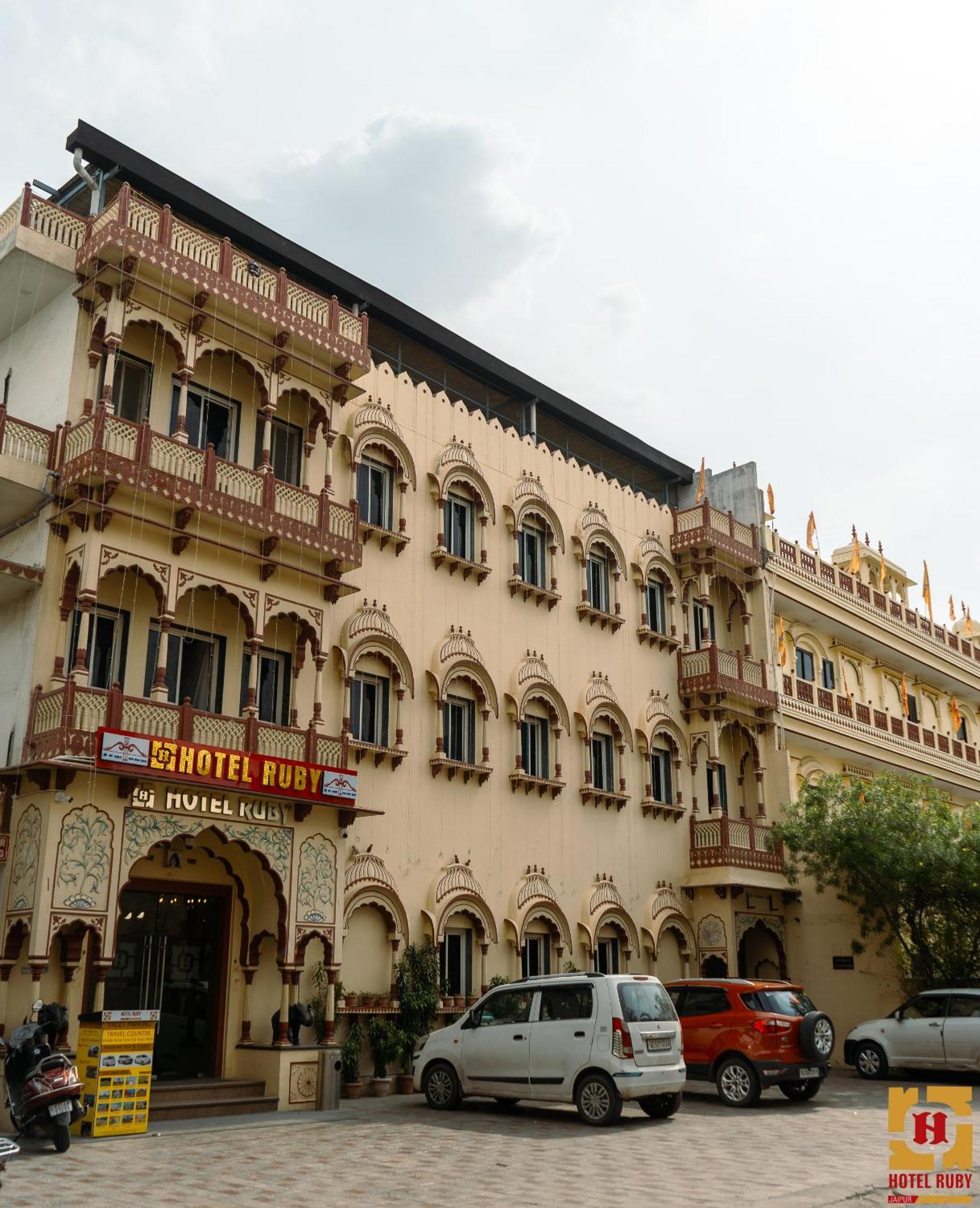 Hotel Ruby Dźajpur Zewnętrze zdjęcie