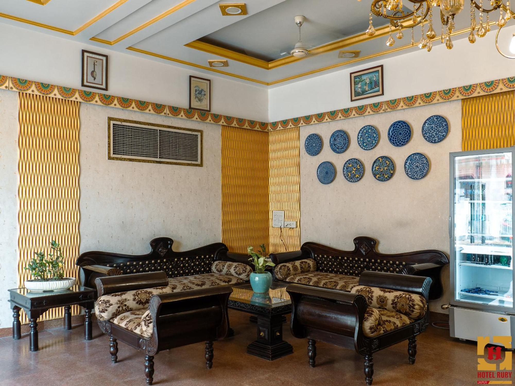 Hotel Ruby Dźajpur Zewnętrze zdjęcie