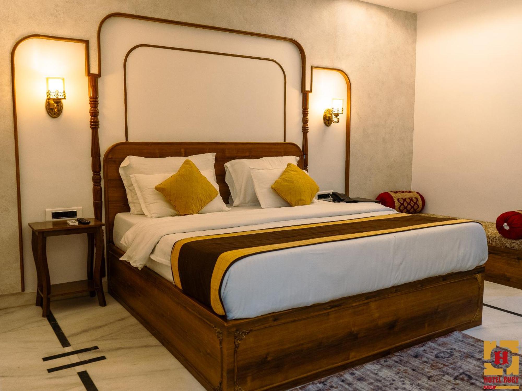 Hotel Ruby Dźajpur Zewnętrze zdjęcie