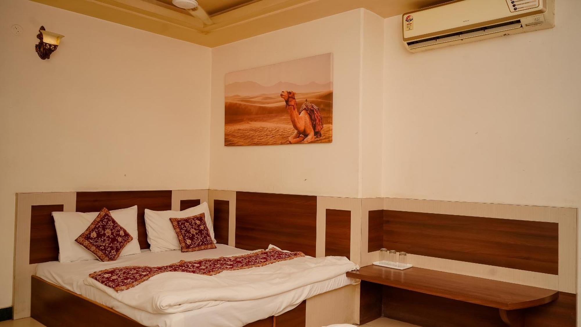 Hotel Ruby Dźajpur Zewnętrze zdjęcie