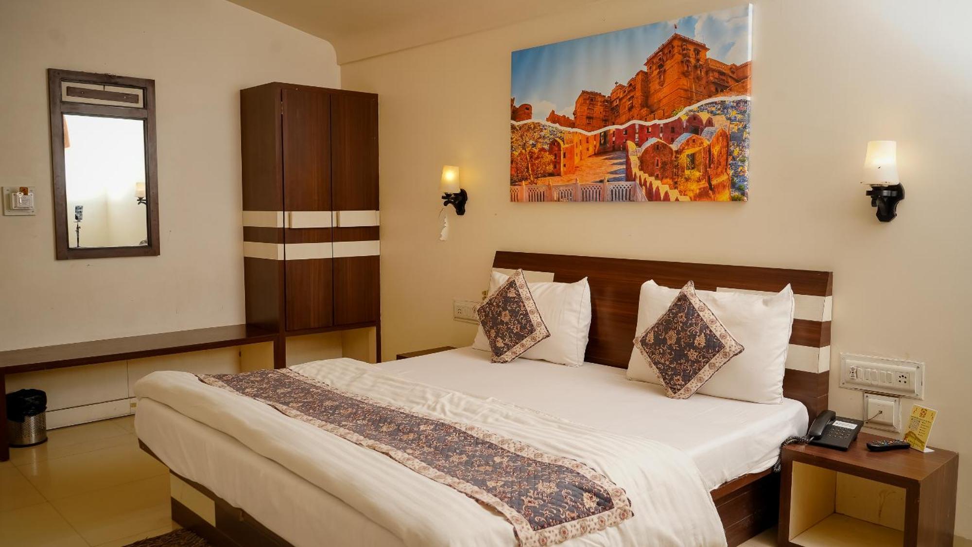 Hotel Ruby Dźajpur Zewnętrze zdjęcie