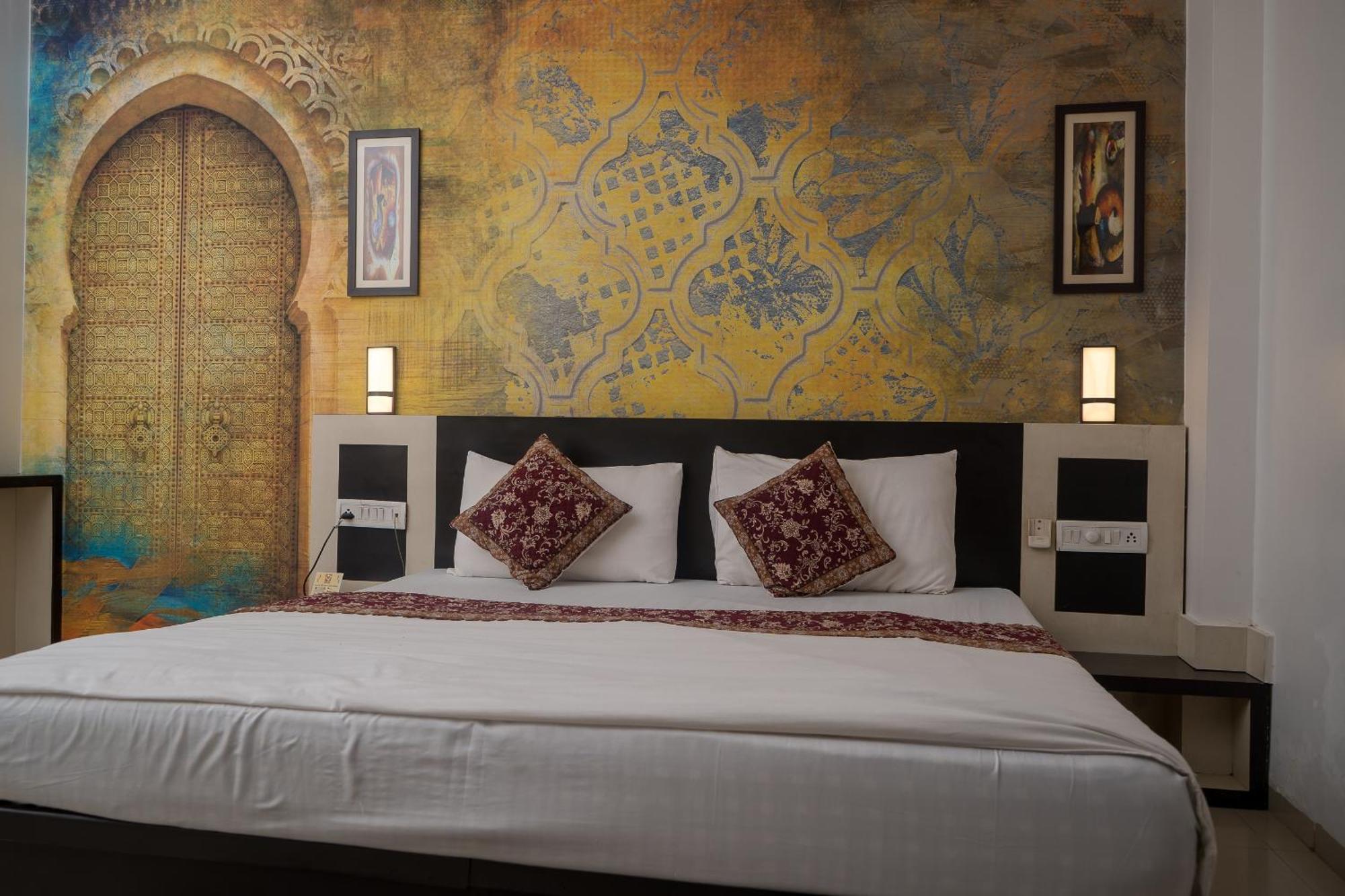 Hotel Ruby Dźajpur Zewnętrze zdjęcie