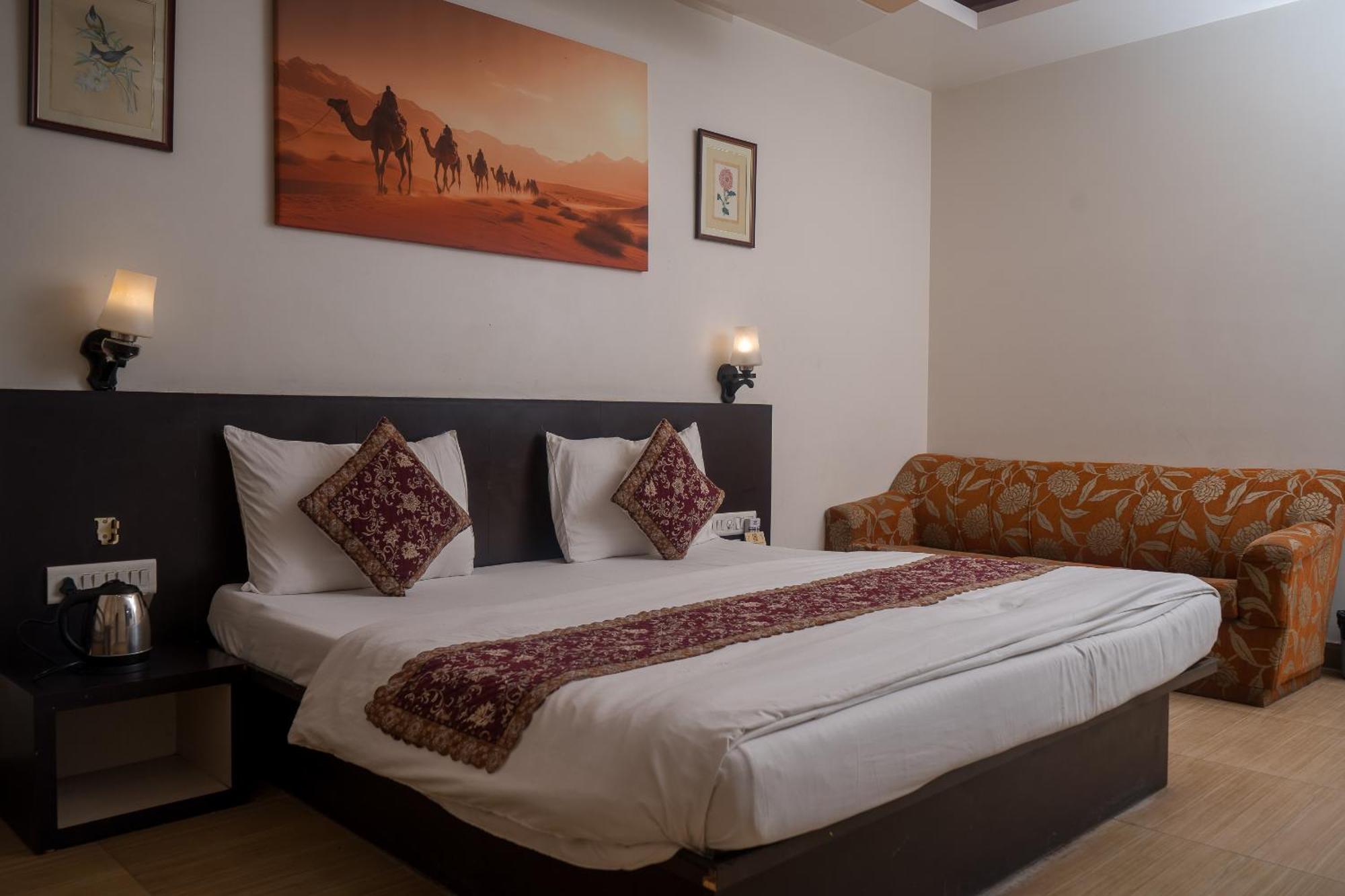 Hotel Ruby Dźajpur Zewnętrze zdjęcie