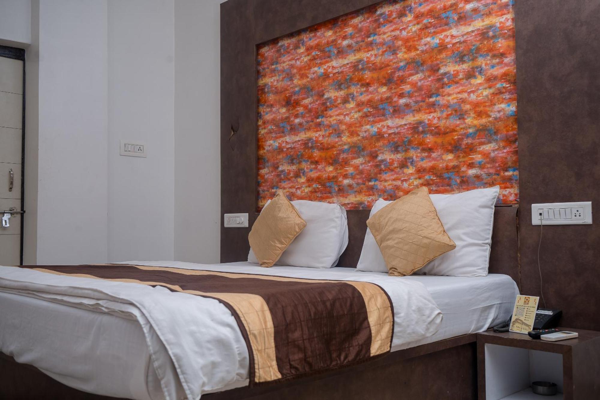 Hotel Ruby Dźajpur Zewnętrze zdjęcie