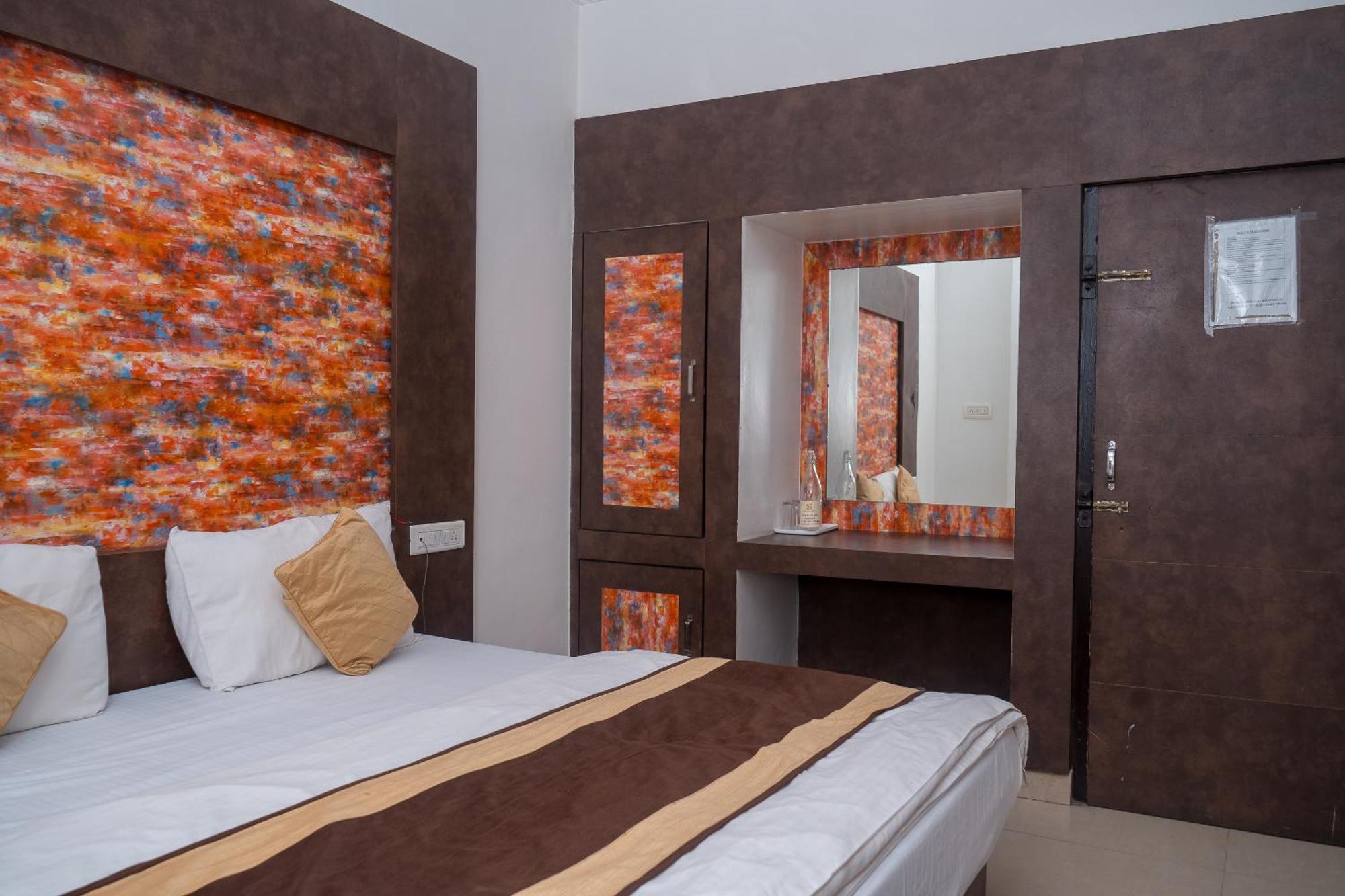 Hotel Ruby Dźajpur Zewnętrze zdjęcie